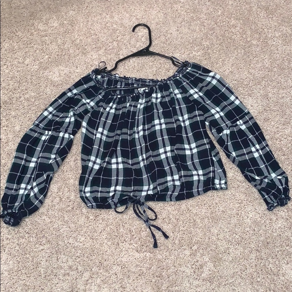 hollister shirt